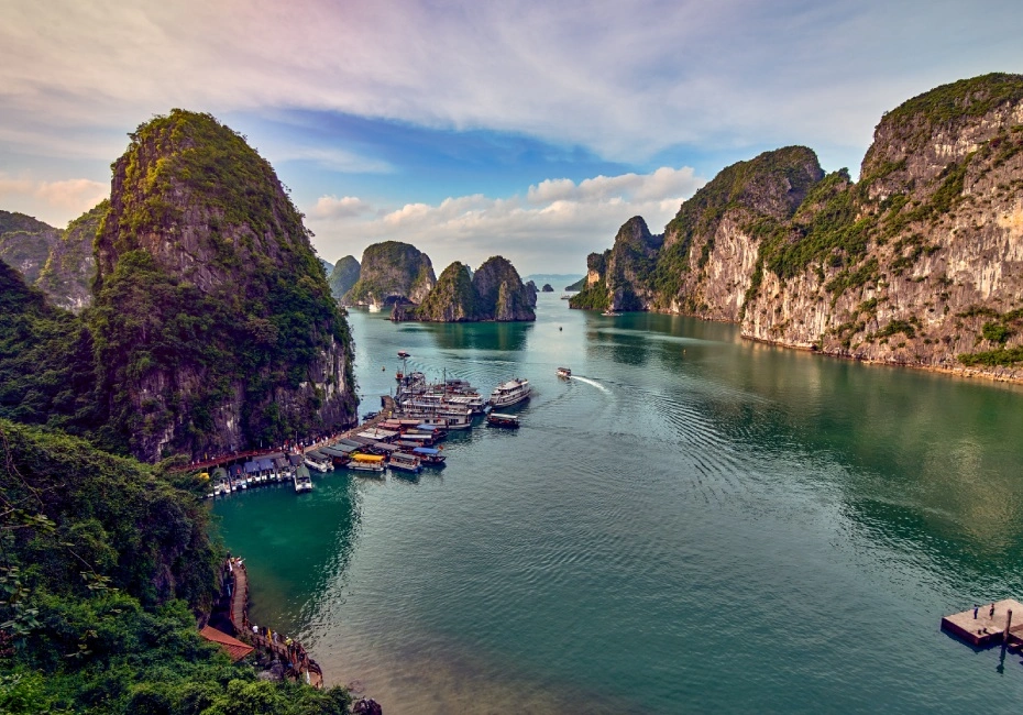 destination-halong-bay