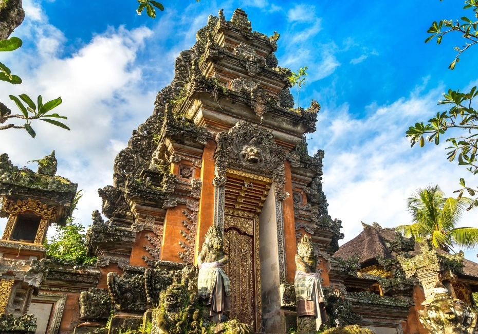 destination-saraswati-temple-ubud