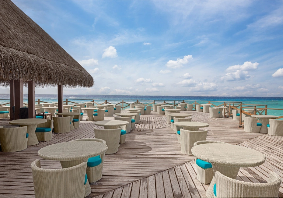 hotel-adaaran-club-rannalhi-exterior-1