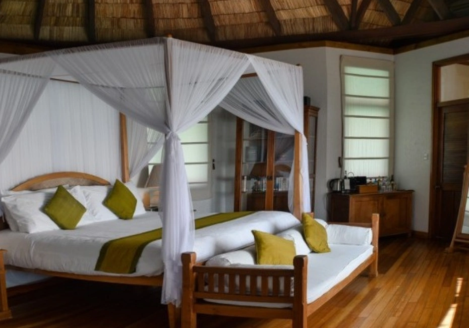 hotel-coco-palm-dhuni-kolhu-resort-room