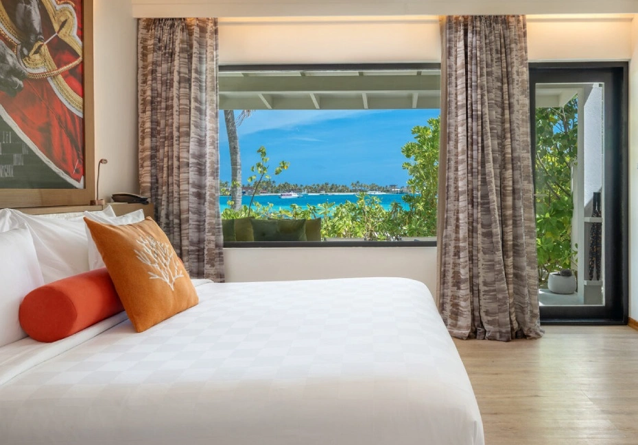 hotel-obul-xerience-ailafushi-resort-room