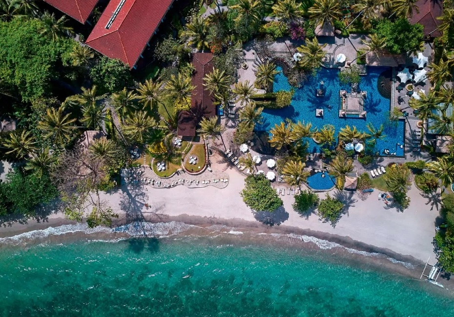 hotel-sheraton-senggigi-beach-resort-exterior