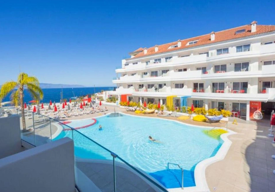 hotel-sholeo-lodges-los-gigantes-pool