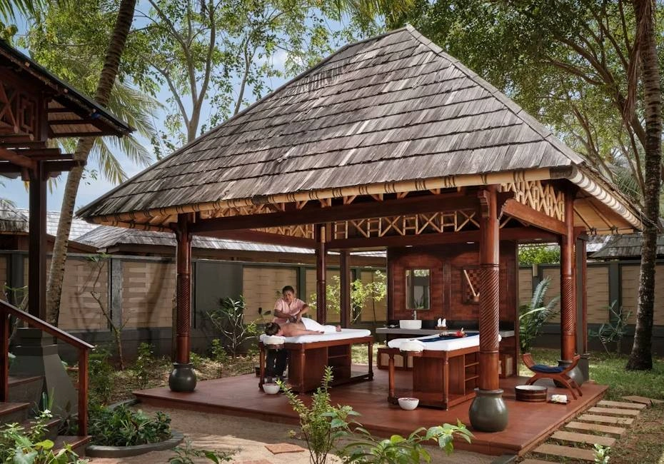 hotel-villa-nautica-in-beach-villa-spa