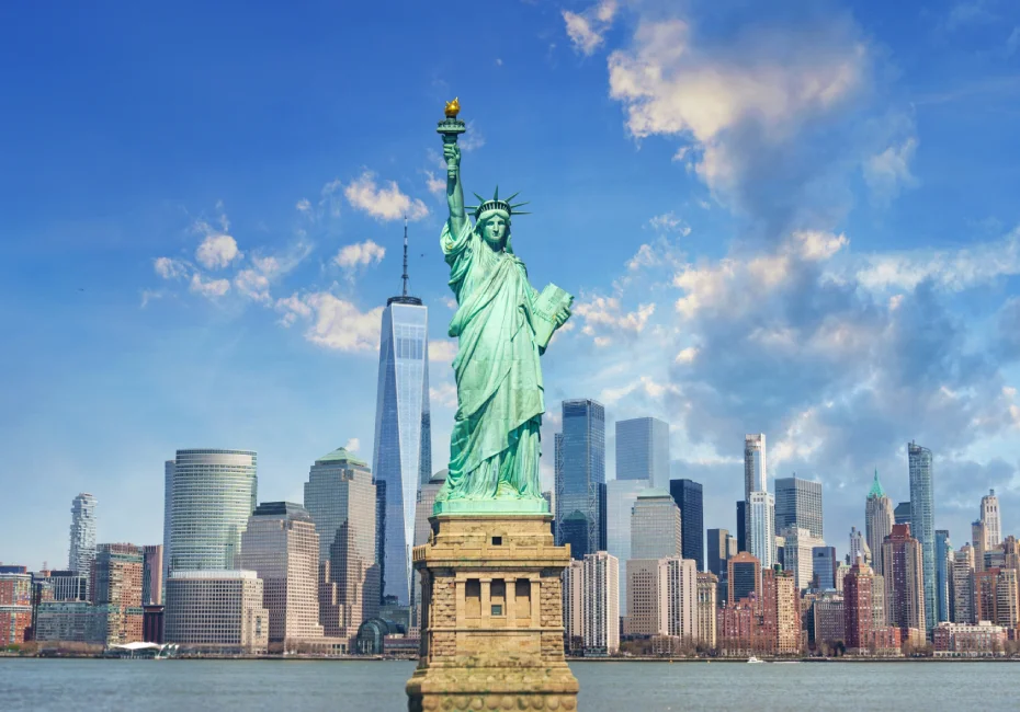 destination-new-york-city-statue-liberty
